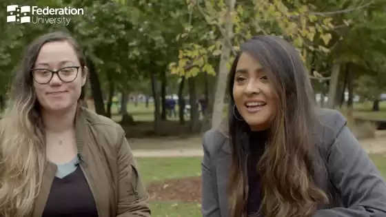 Découvrez la vie du campus à l'Université de la Fédération
