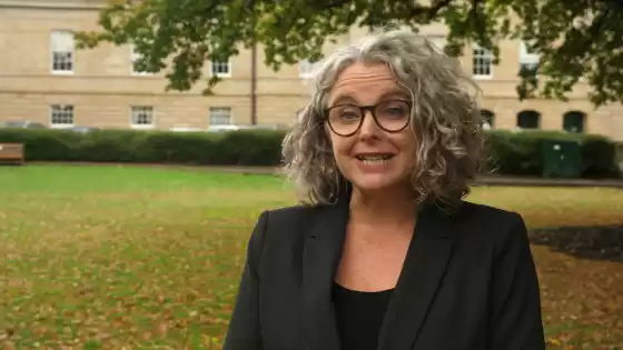 Claire Konkes – Kreative Kunst und Medien