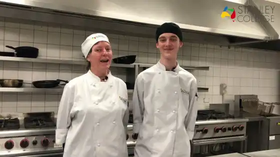 Testimonio de estudiante: Cocina comercial (Jenny y Joel)