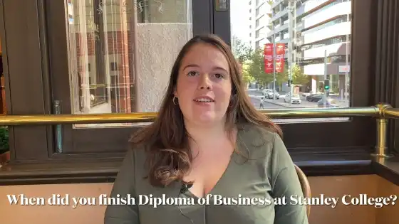 Testimonio de estudiante - Negocios (Elodie)